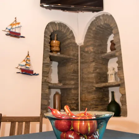 Petra Traditional House Апартаменты *