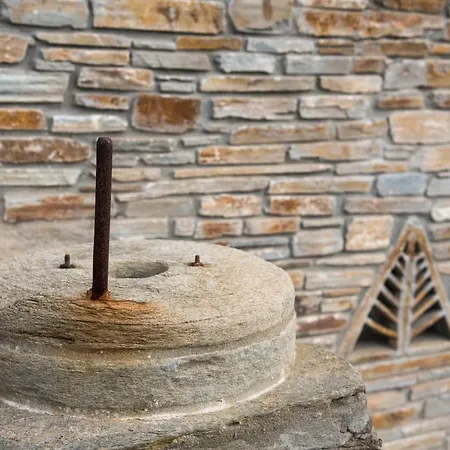 Petra Traditional House * Episkopion (Andros)